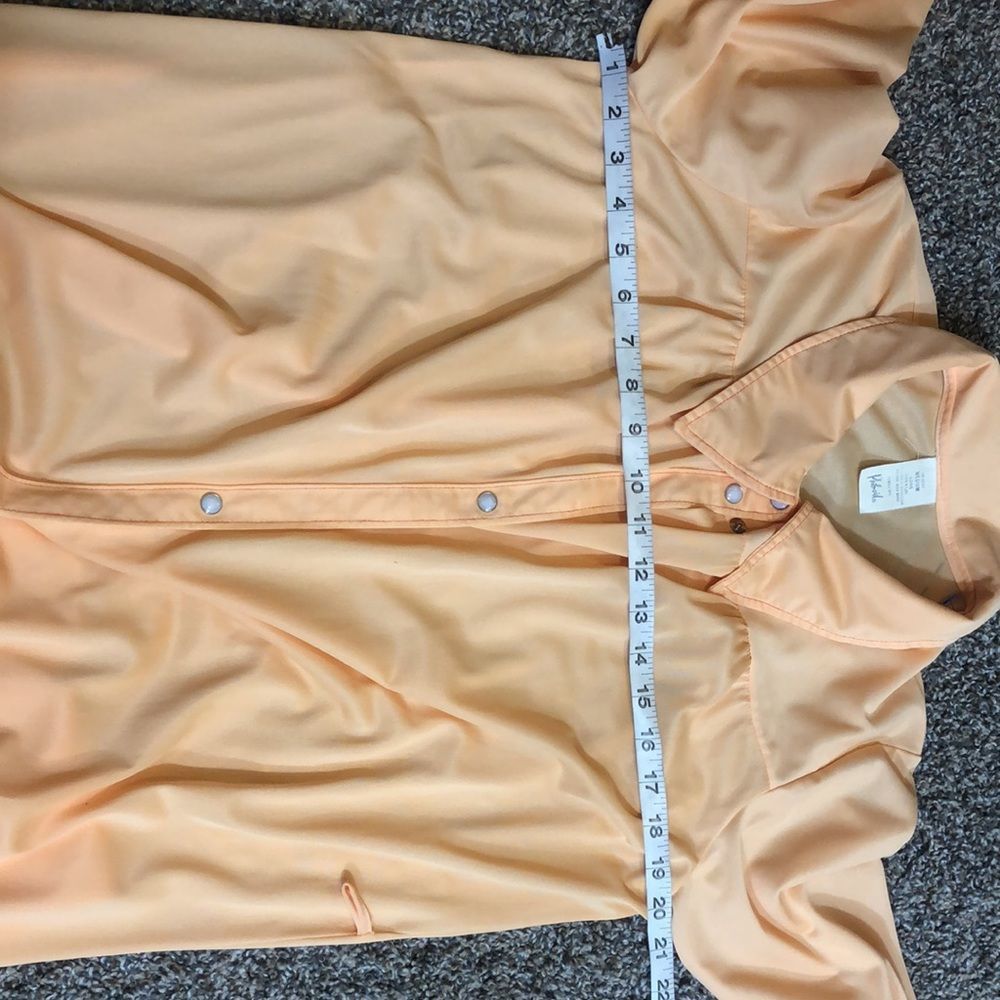 Vintage PhilMaid peach/orange button from house coat - Picture 7 of 8